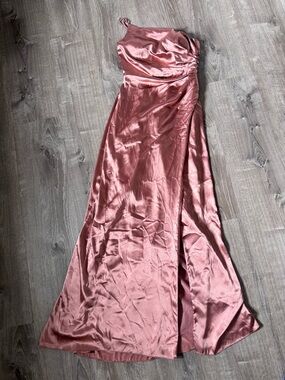 Signature One-Shoulder Satin Gown in Rose